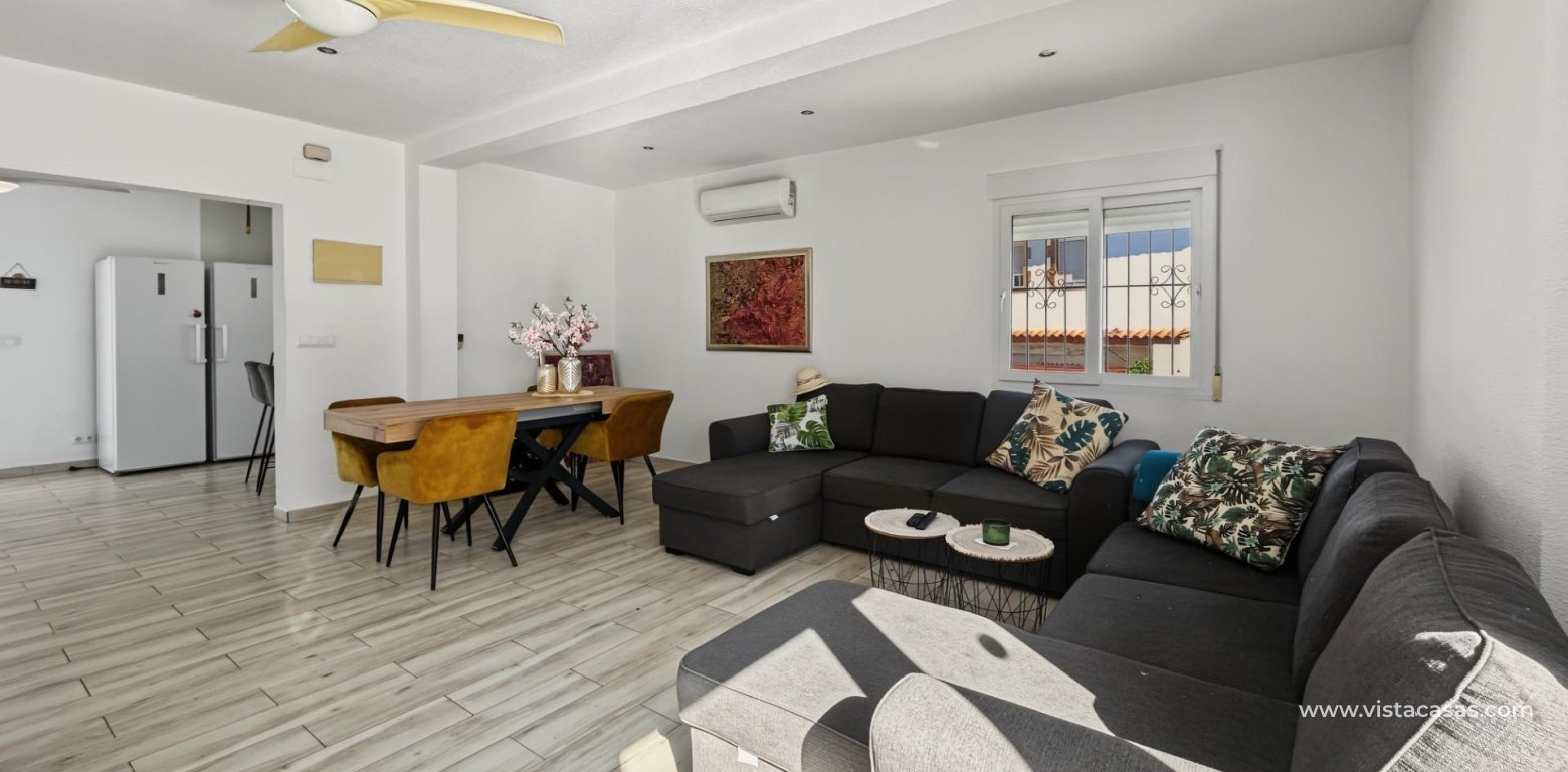 Sale - Villa - Pinar de Campoverde
