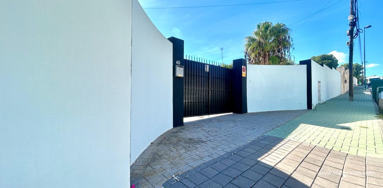 Sale - Villa - Pinar de Campoverde