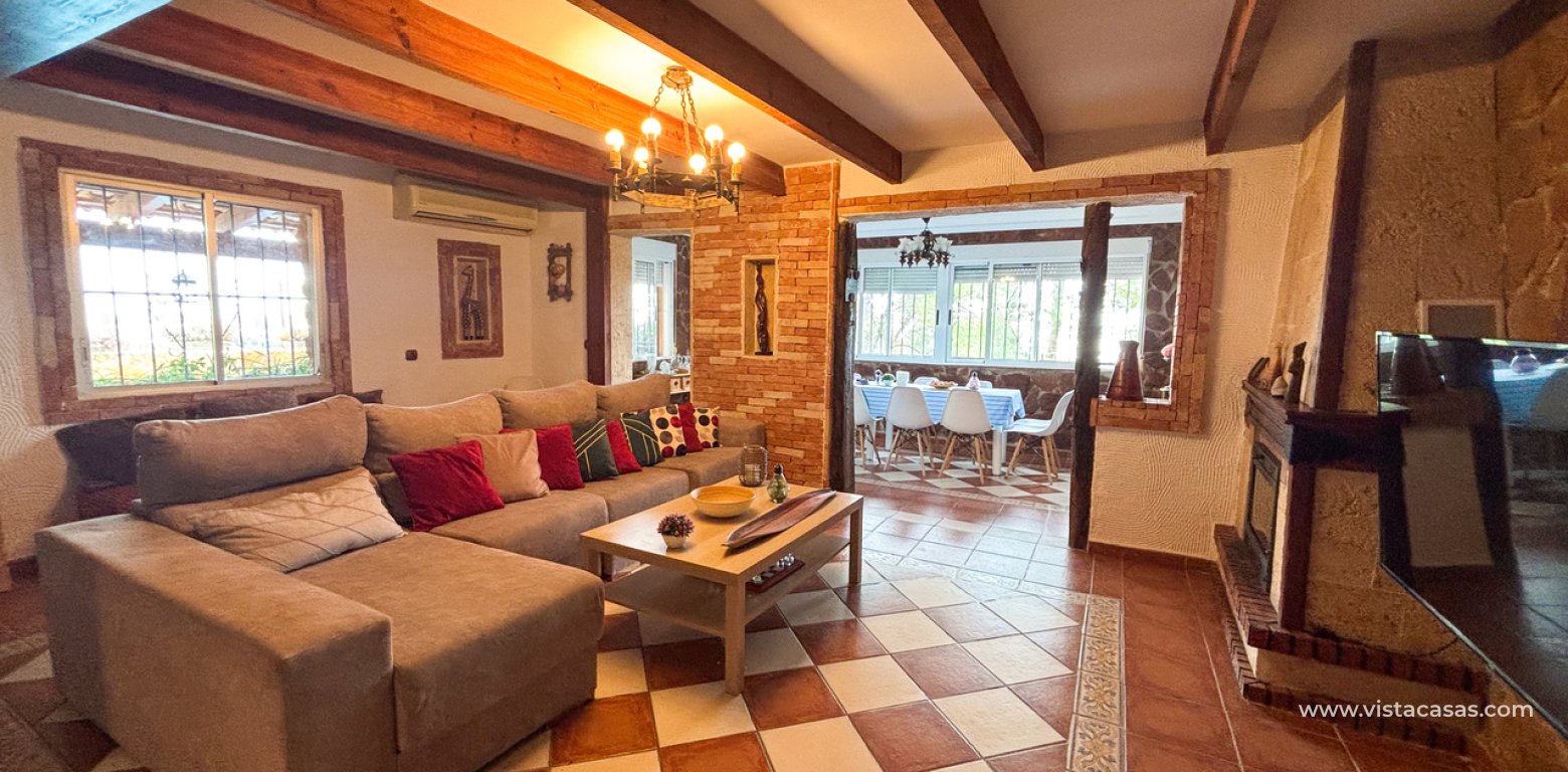 Resale - Villa - Jacarilla