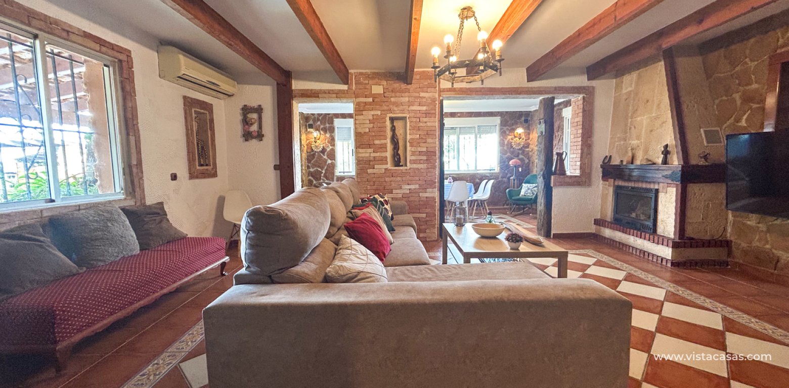 Resale - Villa - Jacarilla