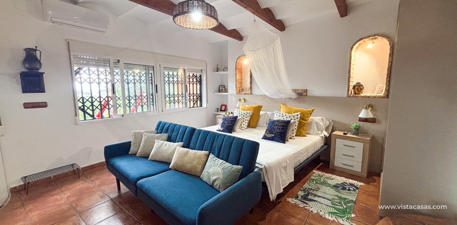 Resale - Villa - Jacarilla