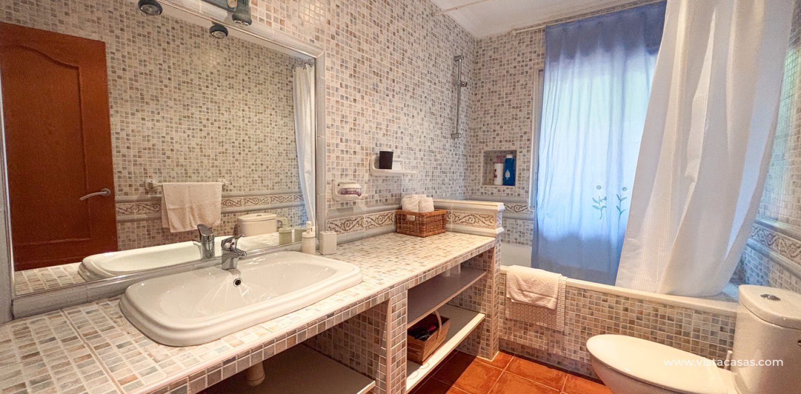 Resale - Villa - Jacarilla