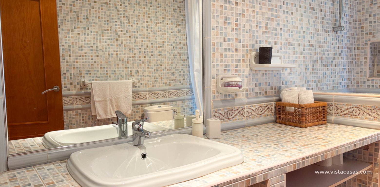 Resale - Villa - Jacarilla
