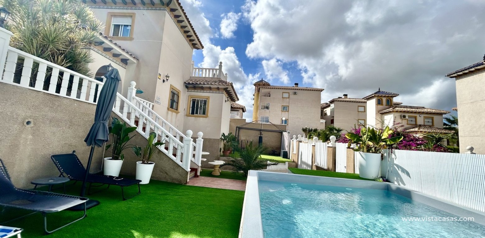 Sale - Villa - Villamartin