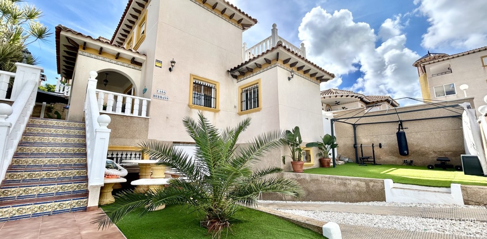 Sale - Villa - Villamartin