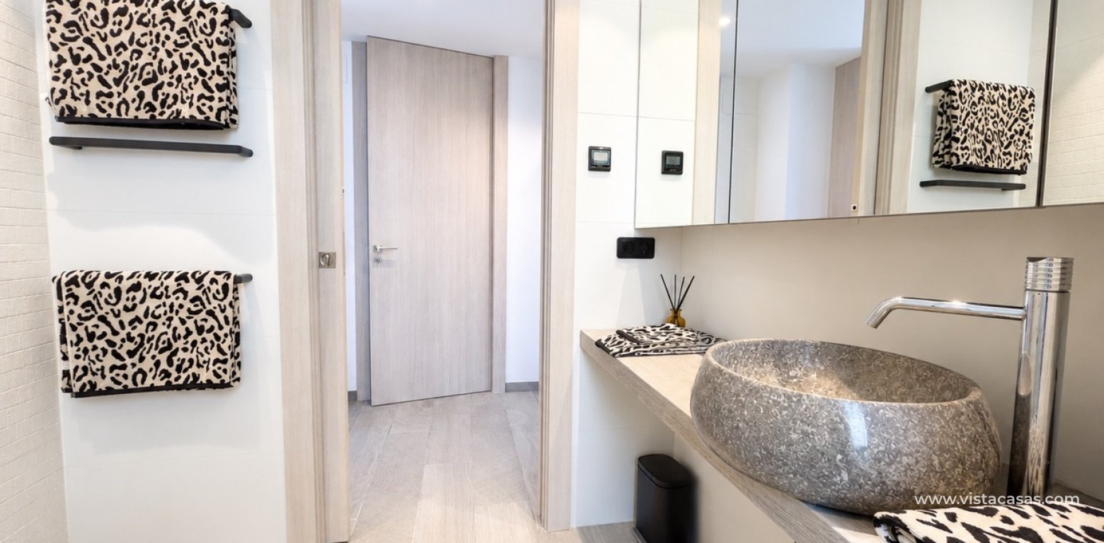 Sale - Villa - Algorfa - La Finca Golf Resort