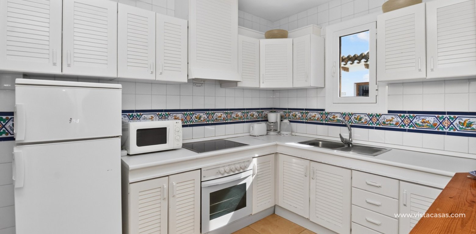 Top-Floor Corner Apartment For Sale in Villamartin Plaza kitchen 2