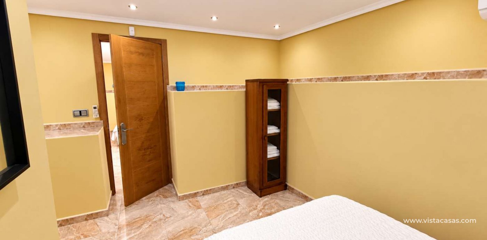 Sale - Villa - Algorfa