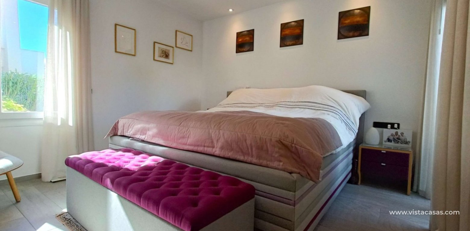 Sale - Villa - Algorfa - La Finca Golf Resort