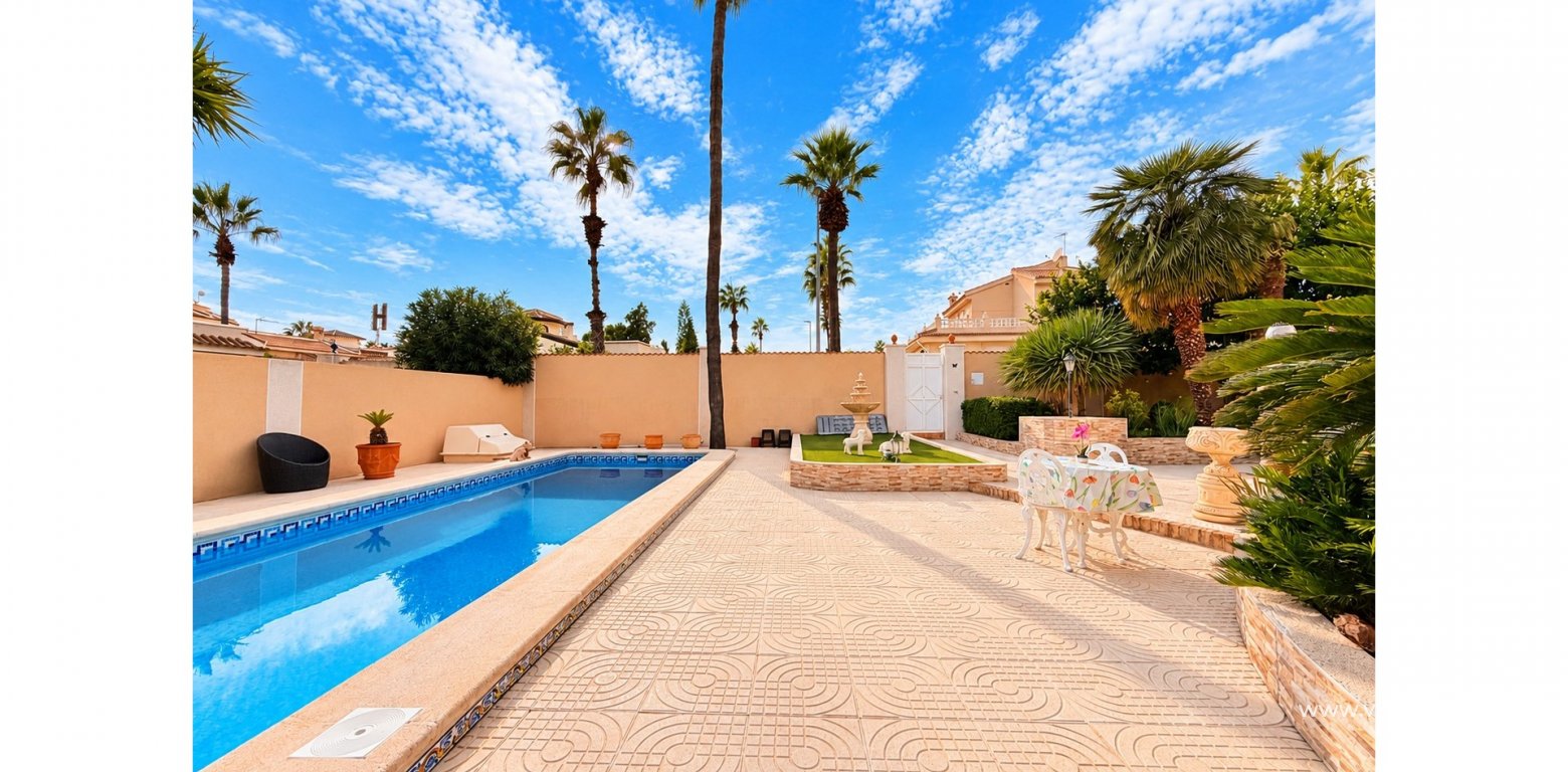 Resale - Villa - Rojales - Ciudad Quesada