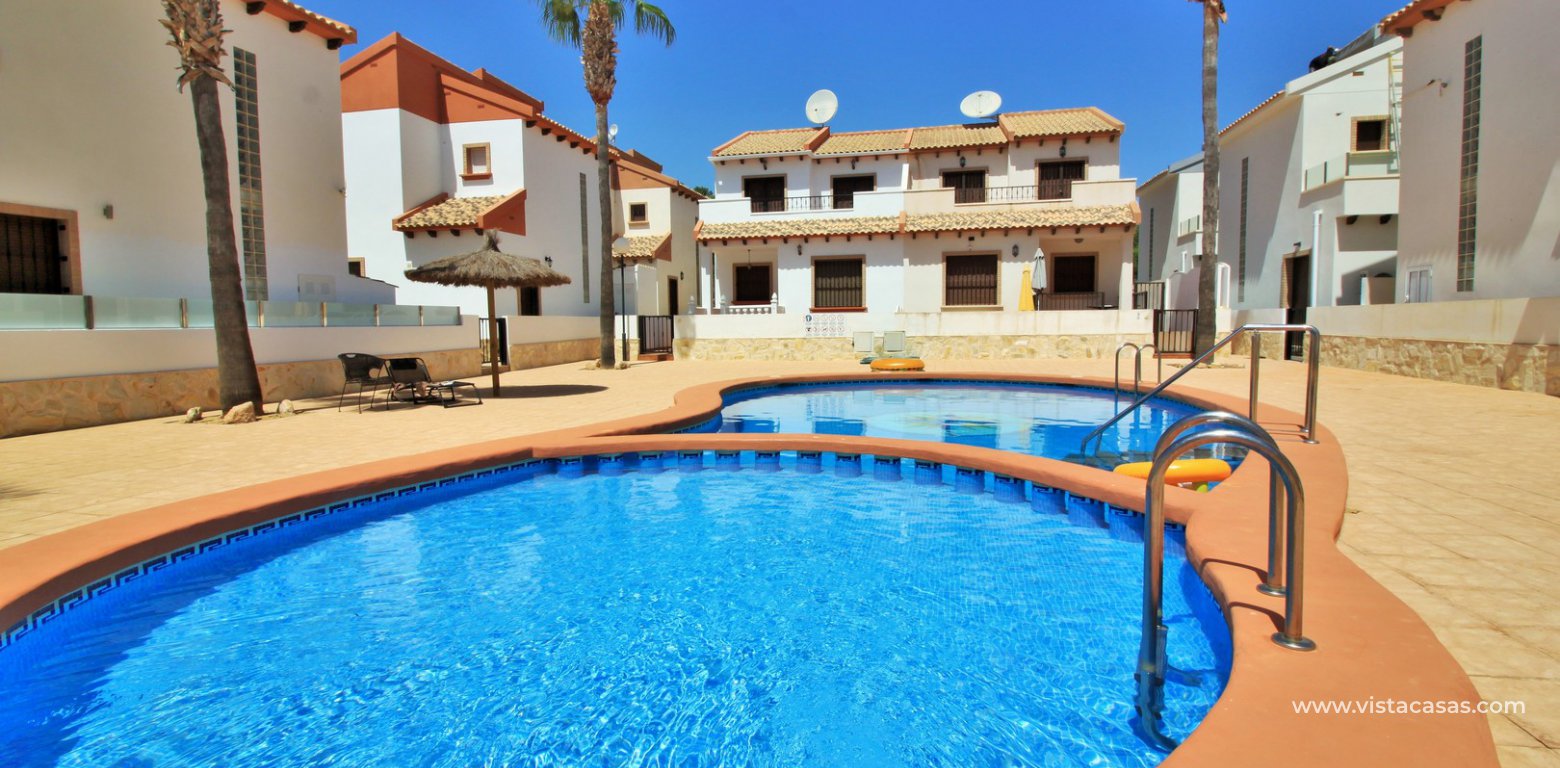 Detached villa for sale with private pool Pau 8, Villamartin off road parking swimming pool