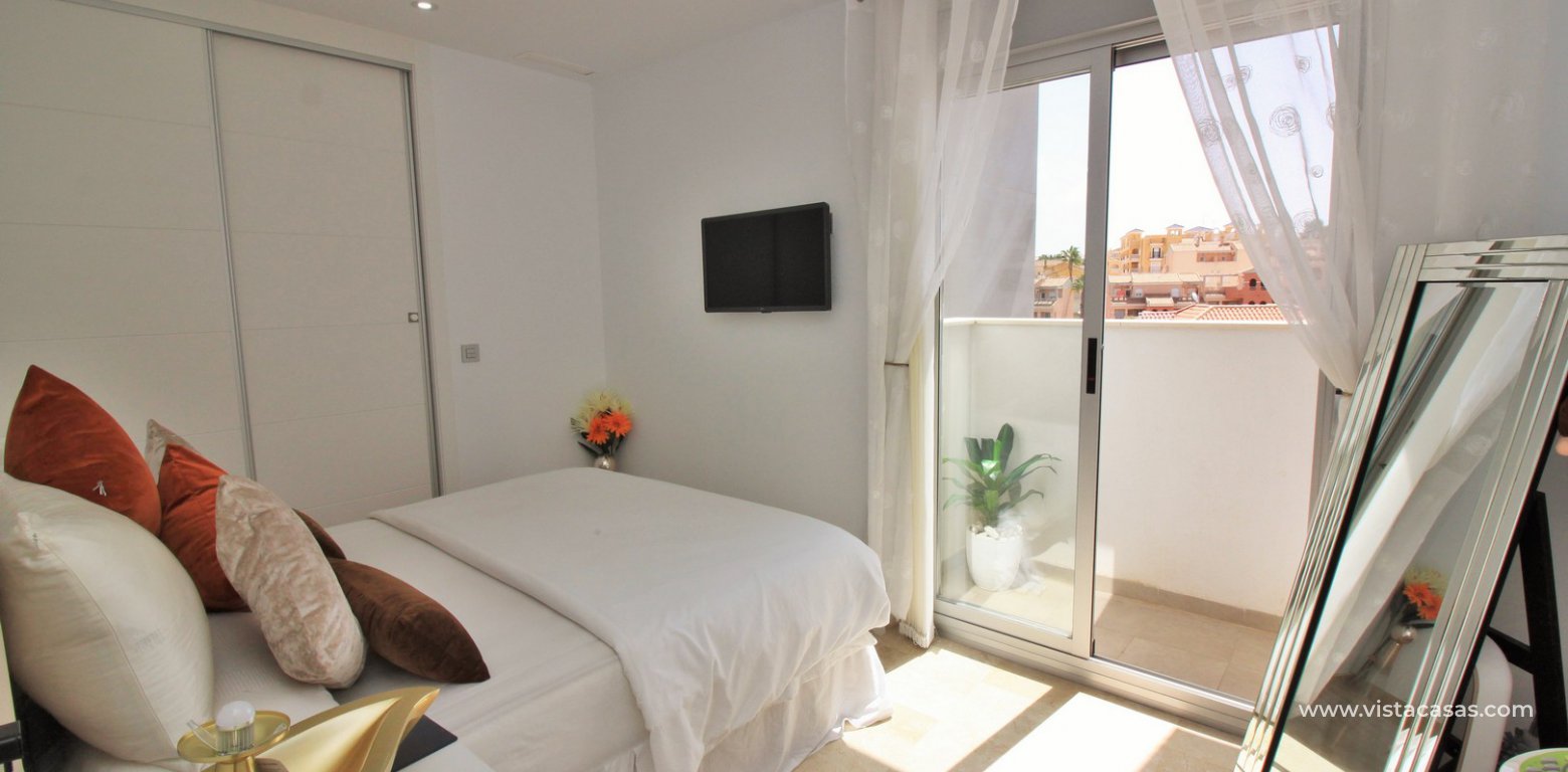 Apartment for sale Sungolf Beach Villamartin master bedroom