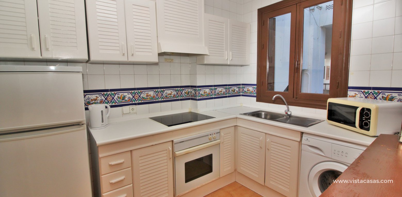 Apartment for sale with golf views and tourist licence Villamartin Plaza kitchen 2