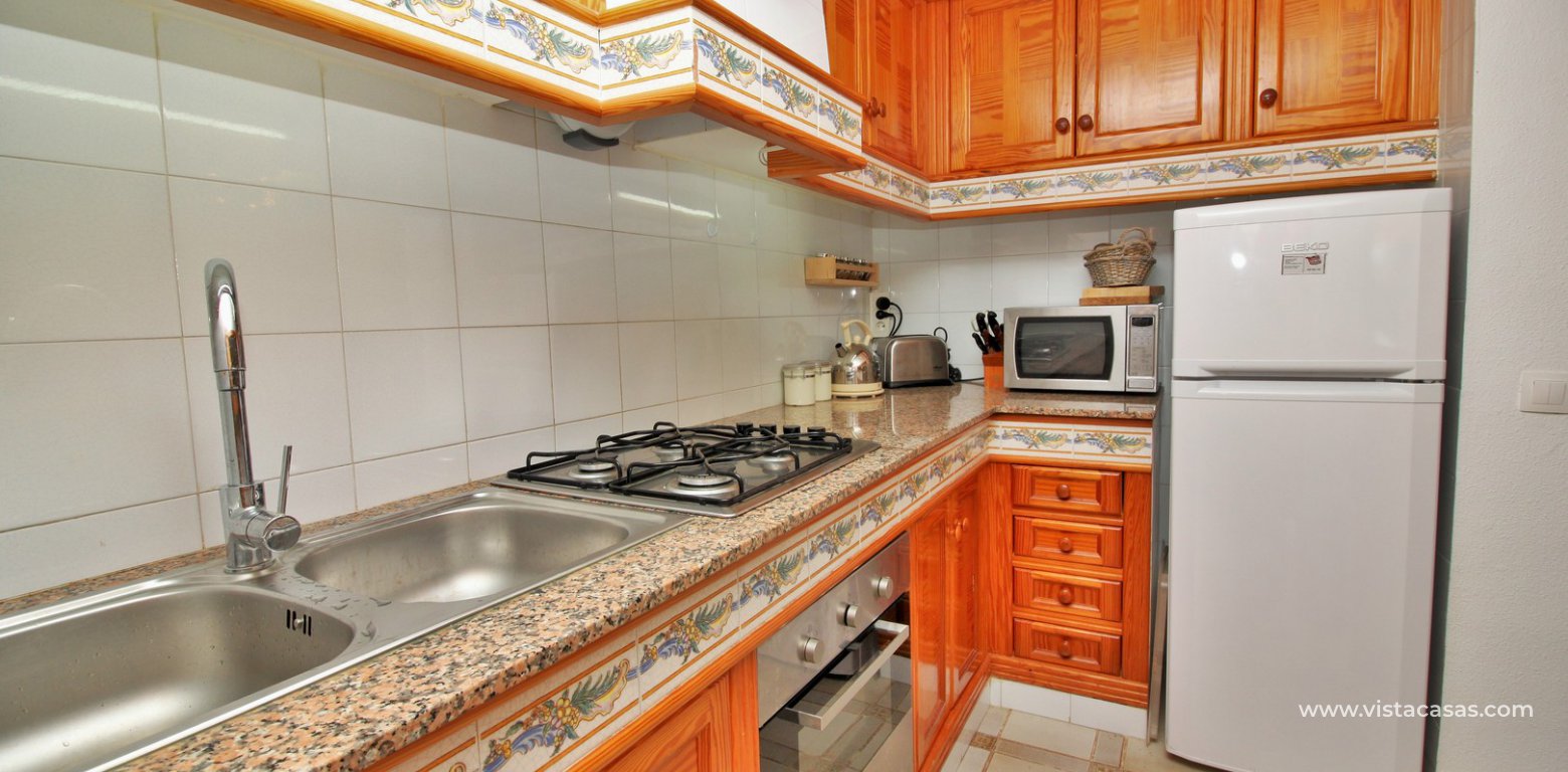 Lola bungalow for sale Valencias Villamartin kitchen 2