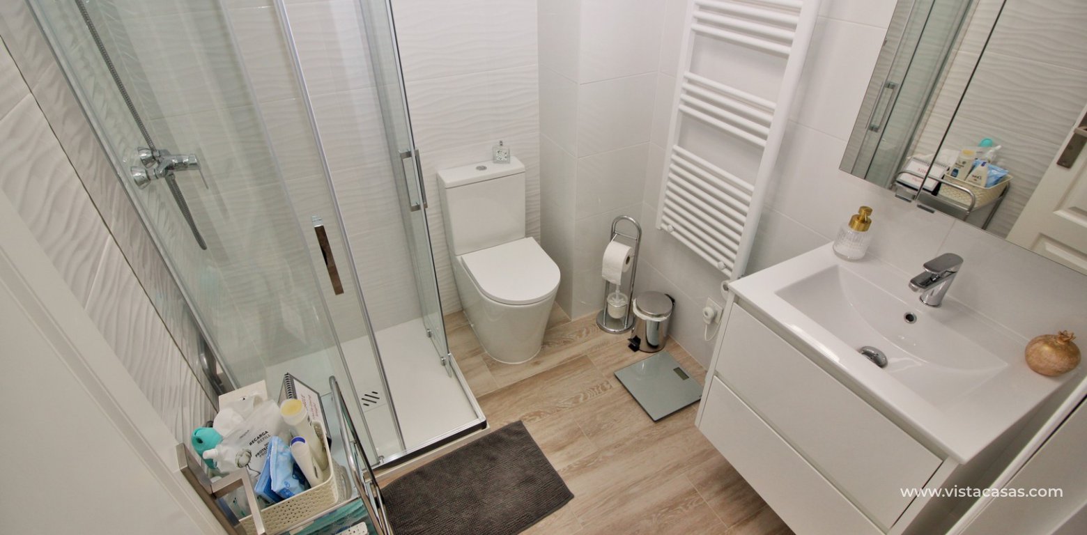 Apartment for sale in Campoamor Golf Molinos bathroom