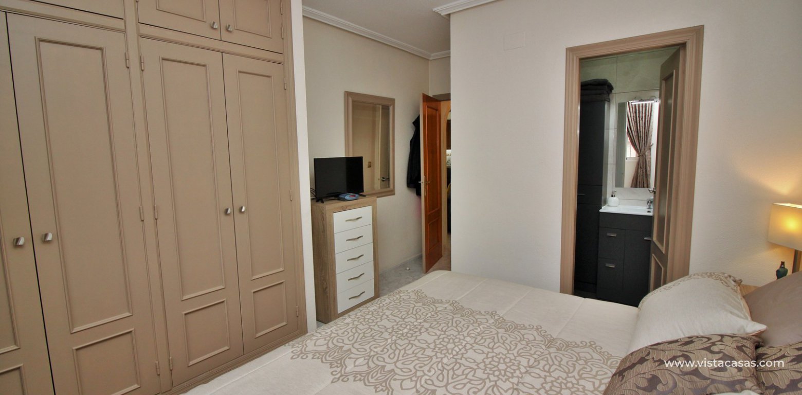 5 bedroom detached villa with garage for sale in Pinada Golf Villamartin master bedroom fitted wardrobes