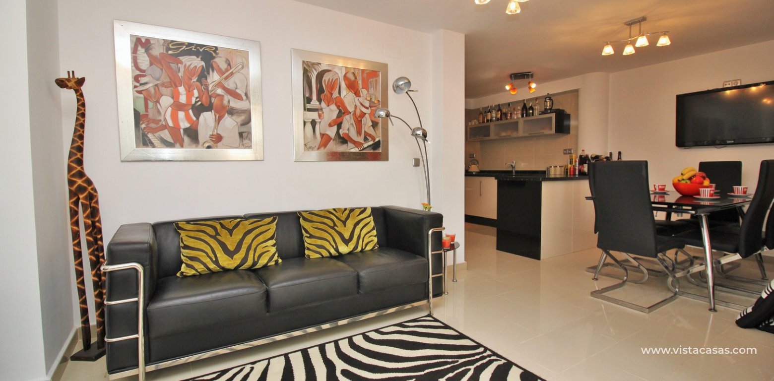 5 bedroom detached villa with garage for sale in Pinada Golf Villamartin annex lounge 4