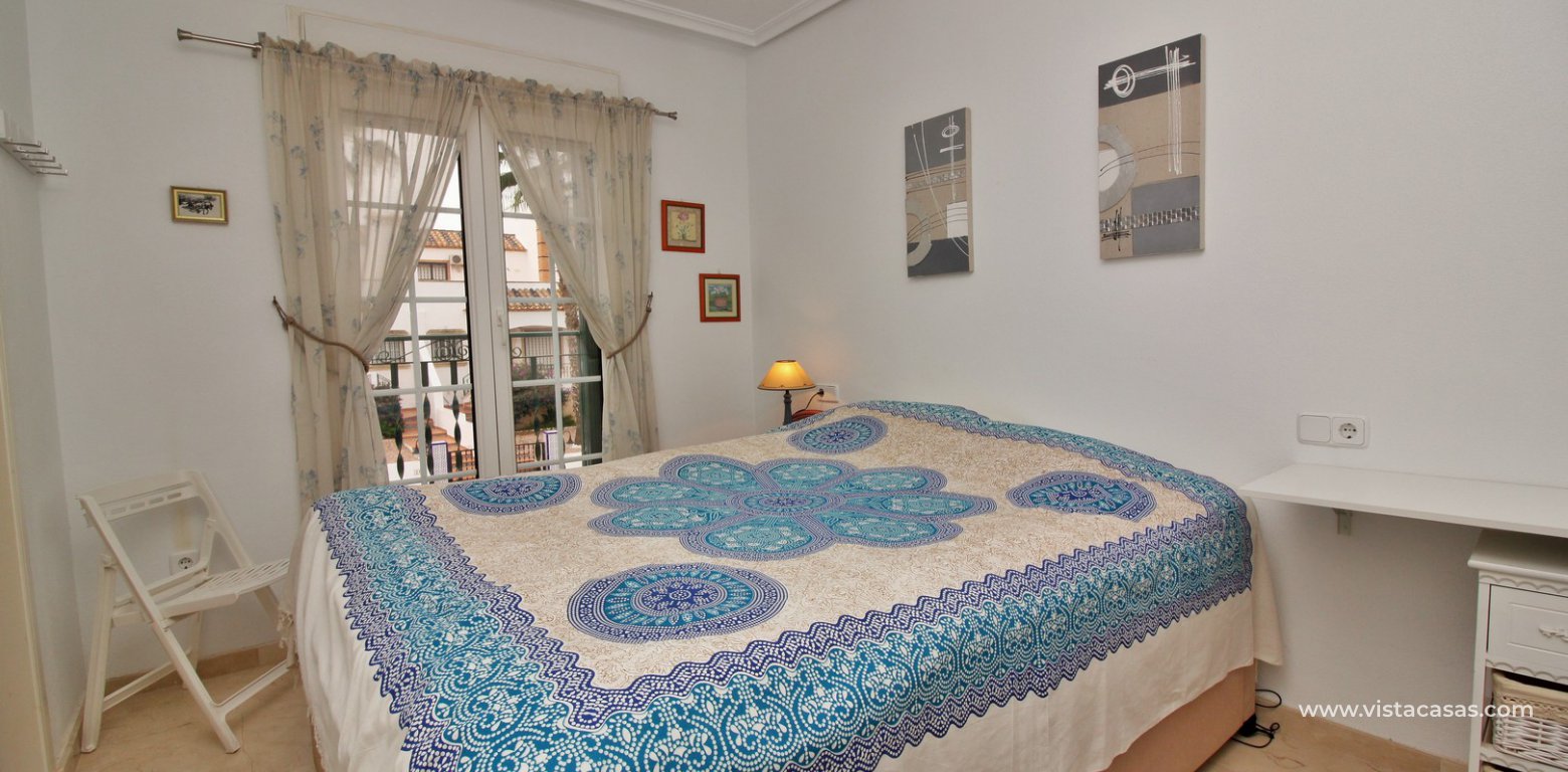 Top floor apartment for sale Las Violetas Villamartin master bedroom