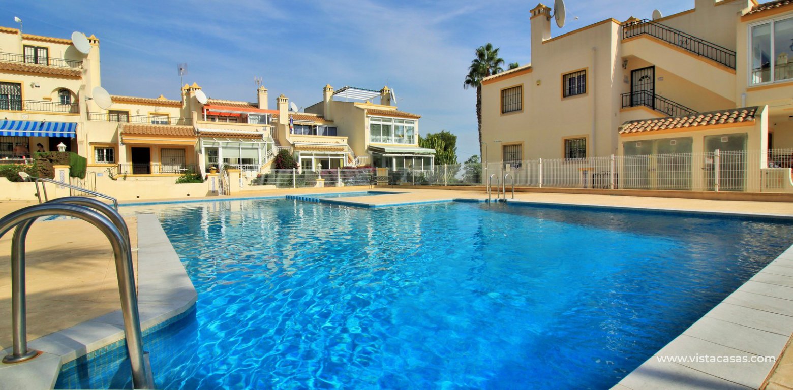 South facing ground floor apartment with pool views for sale Valencia Norte Villamartin communal swimming pool
