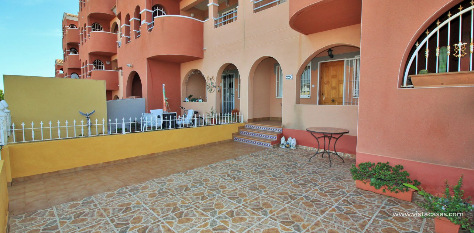 Apartment for sale Marbella Golf Villamartin garden 2