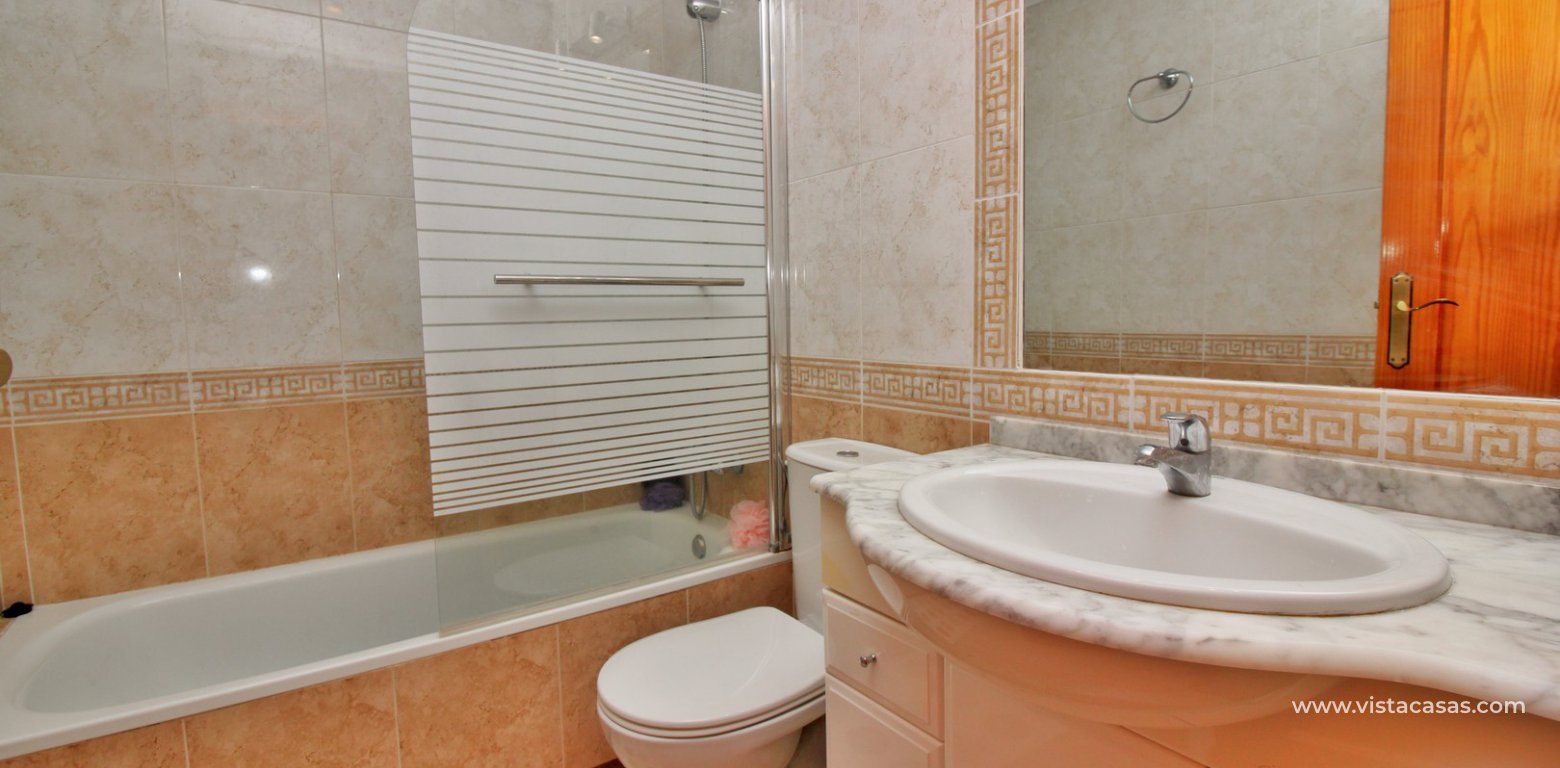 Apartment for sale Playa Marina Cabo Roig bathroom