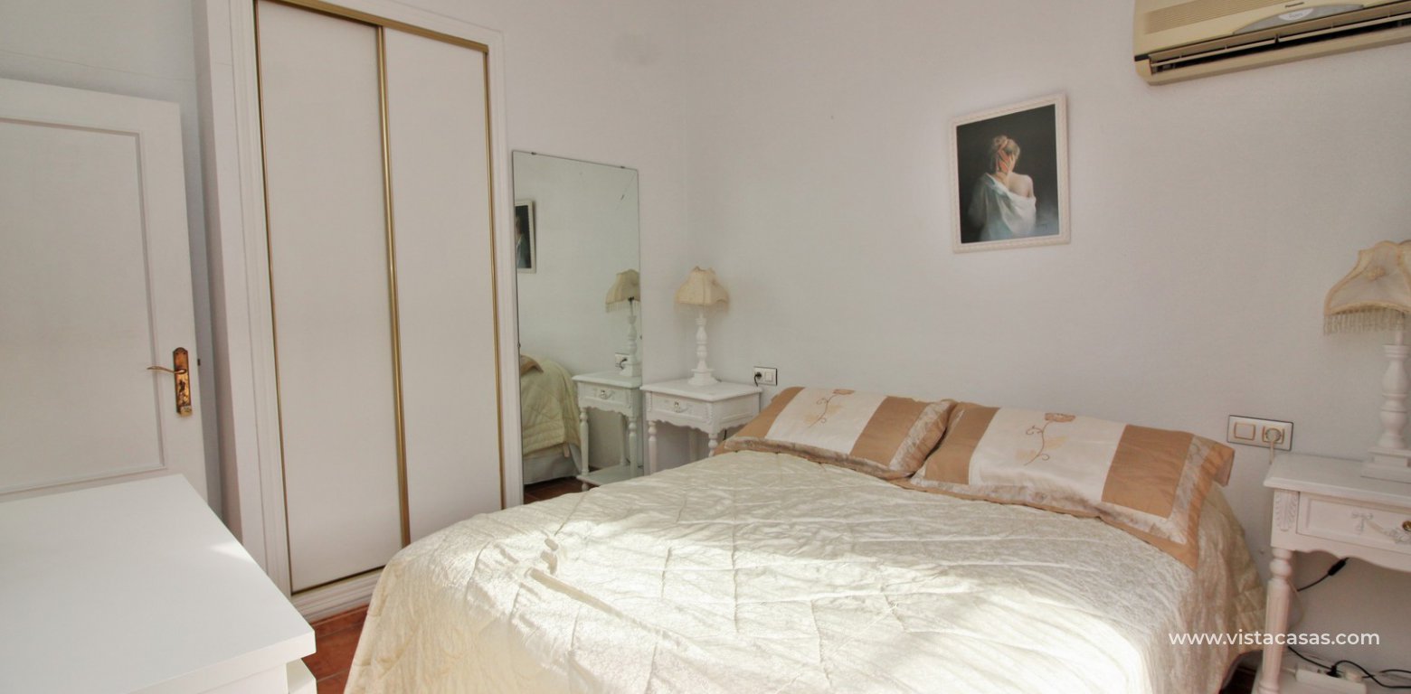 South facing townhouse for sale Zenia Golf II La Zenia master bedroom fitted wardrobes