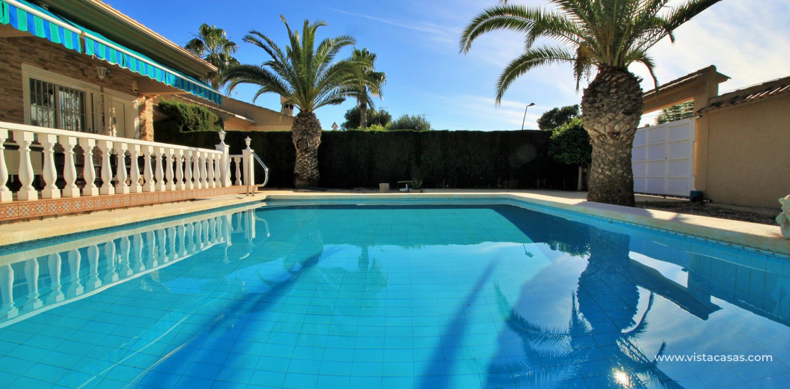 Detached villa with private pool for sale Los Balcones pool