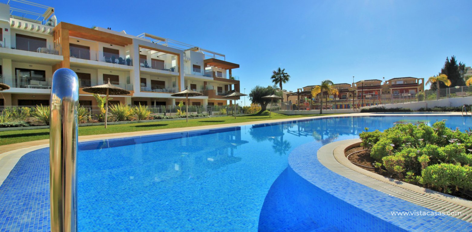South facing apartment overlooking the pool for sale in Residencial Gala Los Dolses Orihuela Costa pool