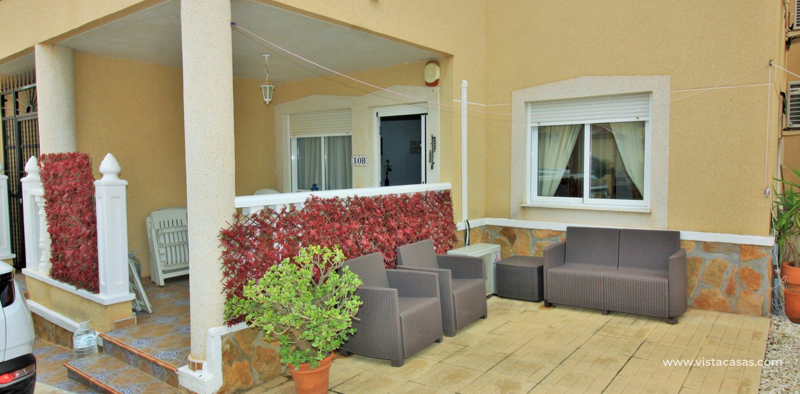 2 bedroom ground floor apartment for sale in Al Andaluza Villamartin front garden