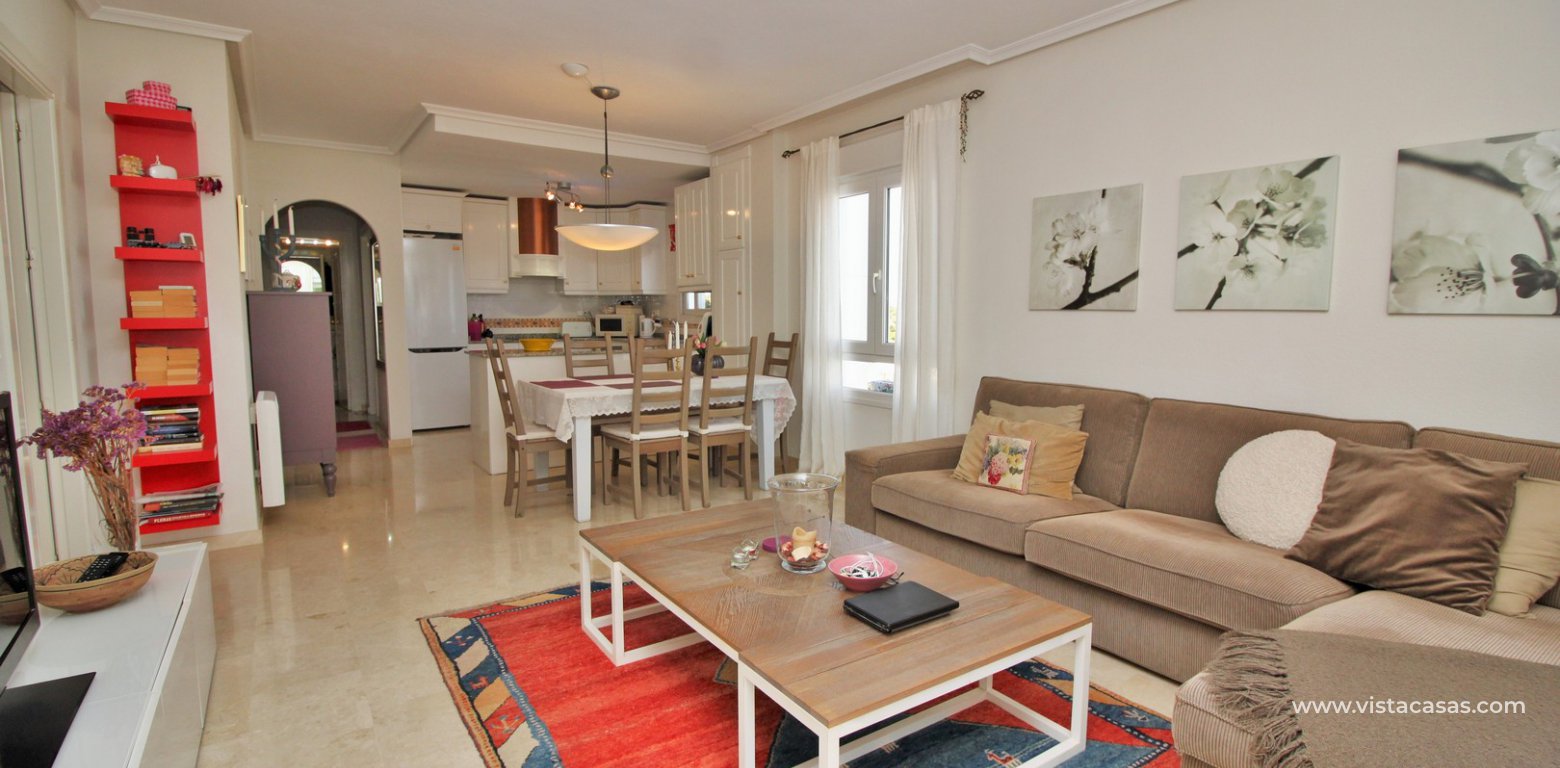 Penthouse corner apartment for sale in R2 Las Violetas Villamartin lounge