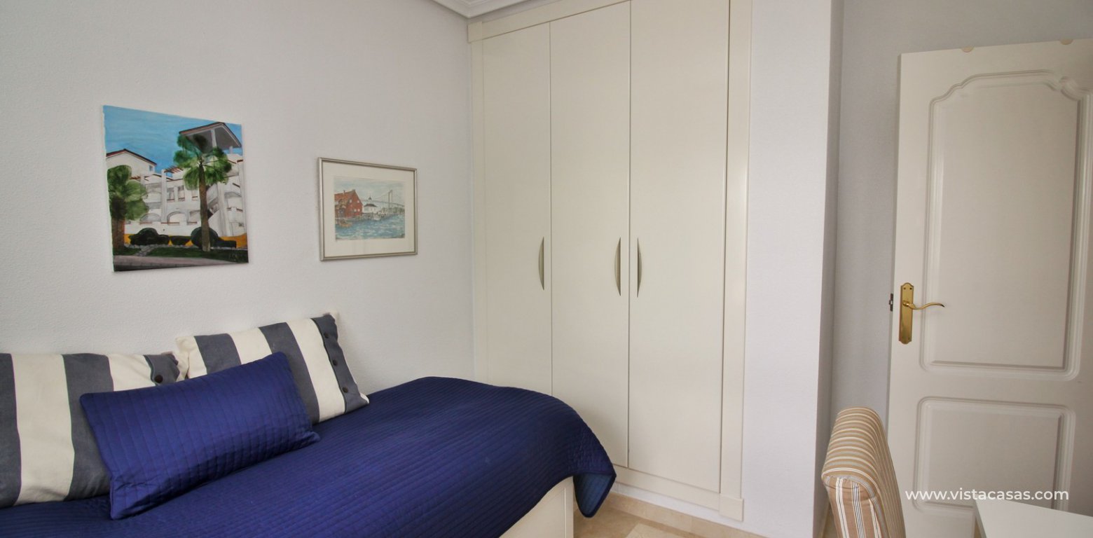 Penthouse corner apartment for sale in R2 Las Violetas Villamartin twin bedroom fitted wardrobes