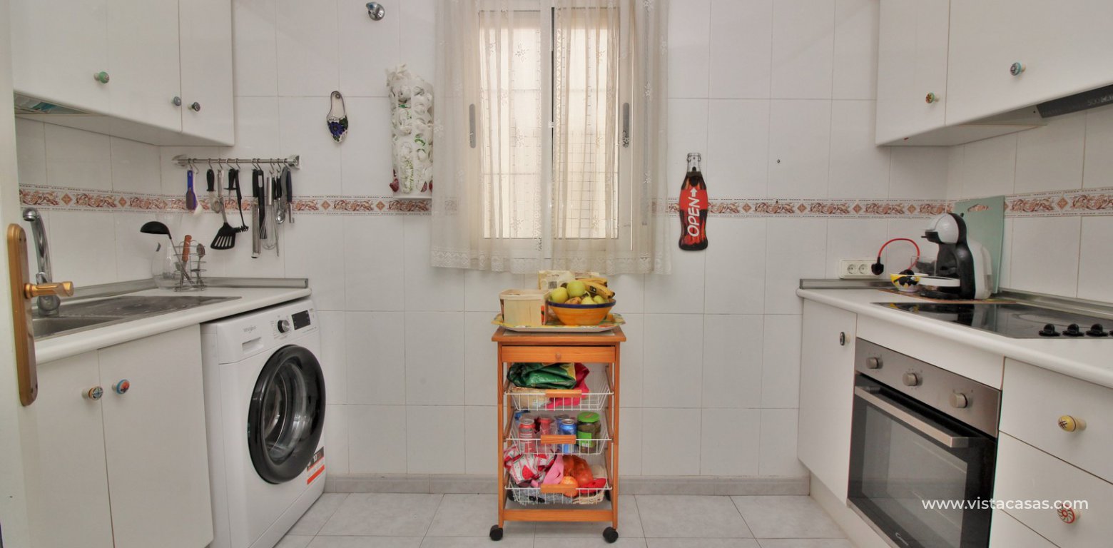 Top floor apartment for sale Al Andalus I La Florida separate kitchen