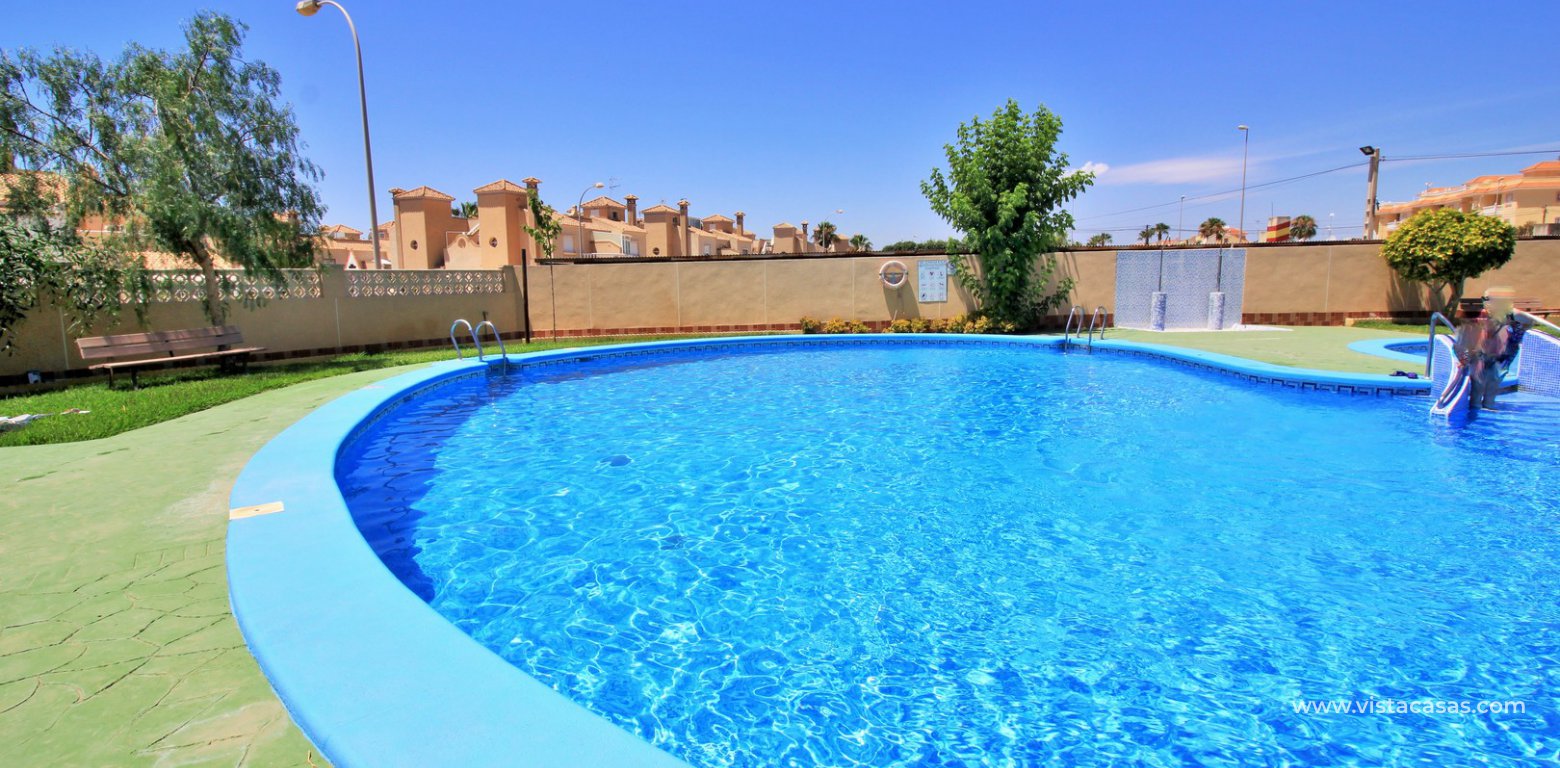 Top floor apartment for sale Al Andalus I La Florida communal pool 2