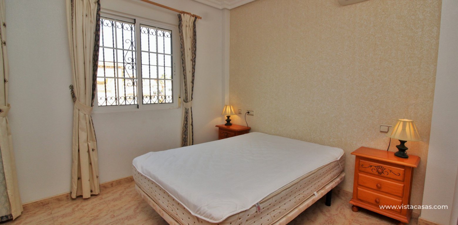 3 bedroom zodiaco townhouse for sale Villamartin Zodiaco vi master bedroom