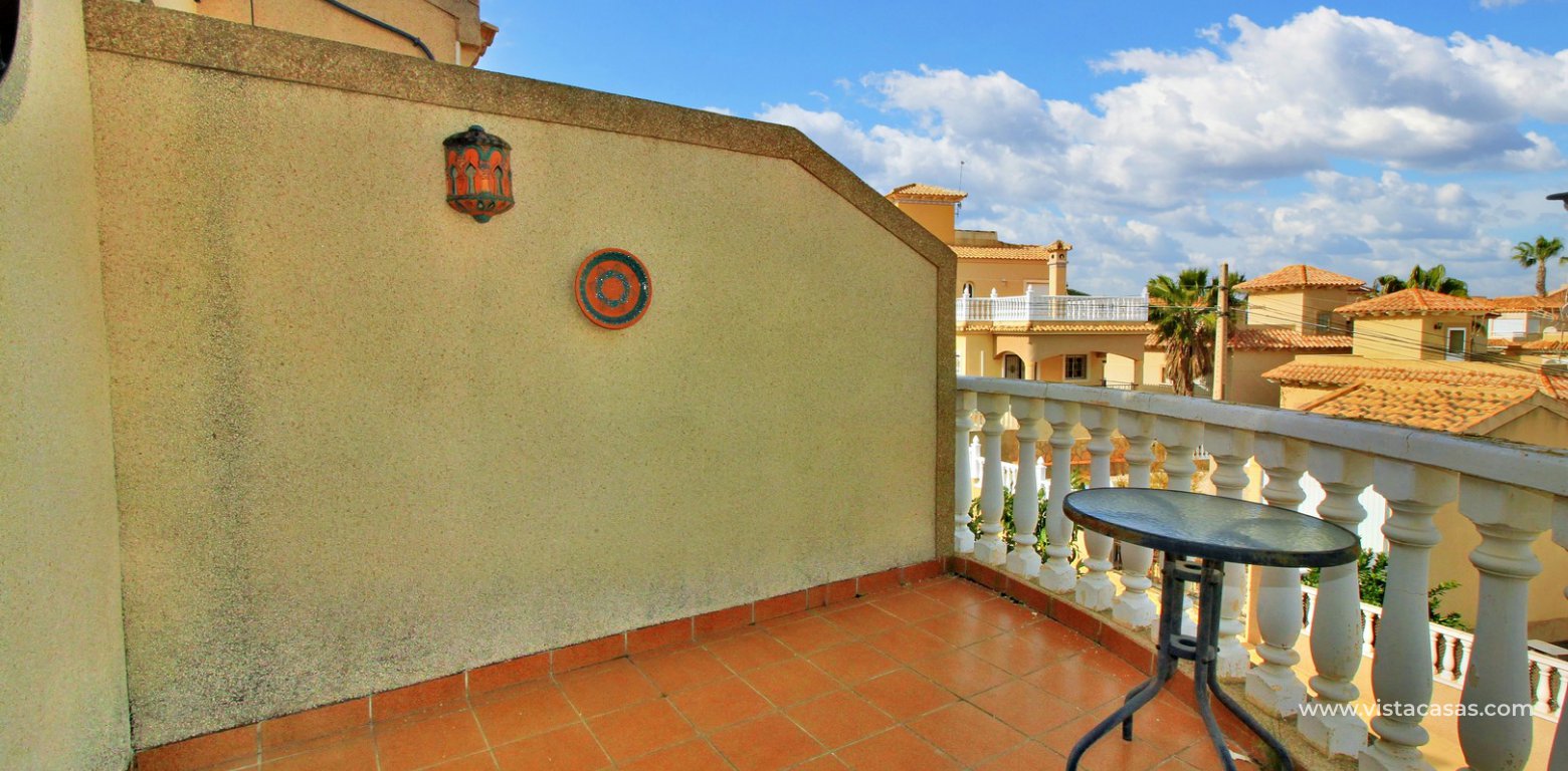 3 bedroom zodiaco townhouse for sale Villamartin Zodiaco vi balcony
