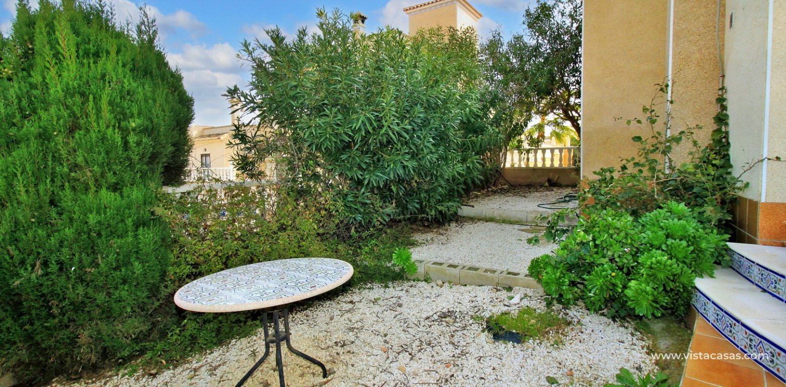 3 bedroom zodiaco townhouse for sale Villamartin Zodiaco vi garden 2