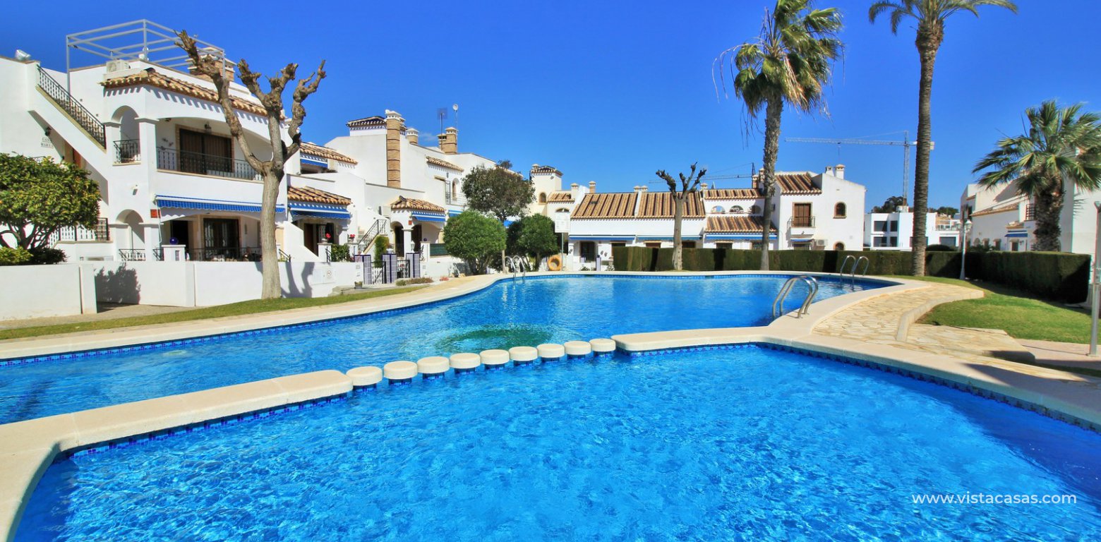 South facing sofia townhouse overlooking the pool for sale in Pau 8 Villamartin communal pool