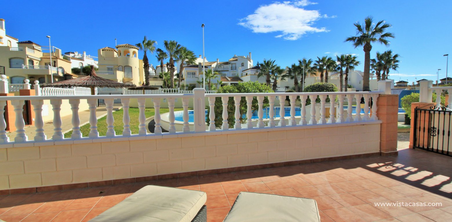 Ground floor apartment overlooking the pool for sale R20 Los Dosles pool view